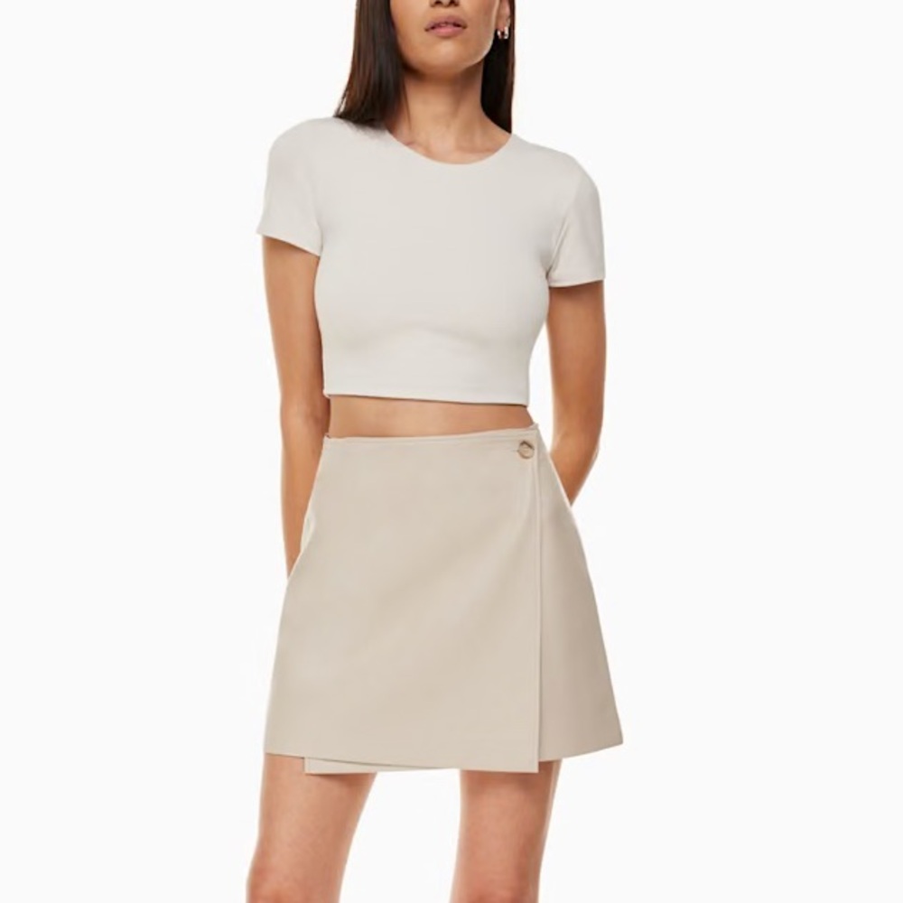 NEVER WORN | Aritzia Babaton Madden Skirt | Rich Mocha Brown - Size 2